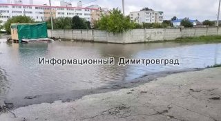 Подтопление у храма: территория возле Черемшанской, 102 затоплена